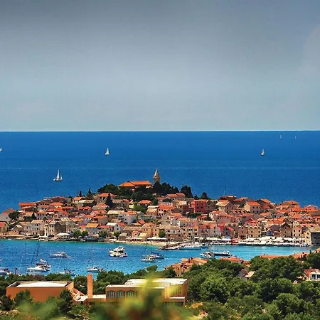 One-bedroom In 公寓